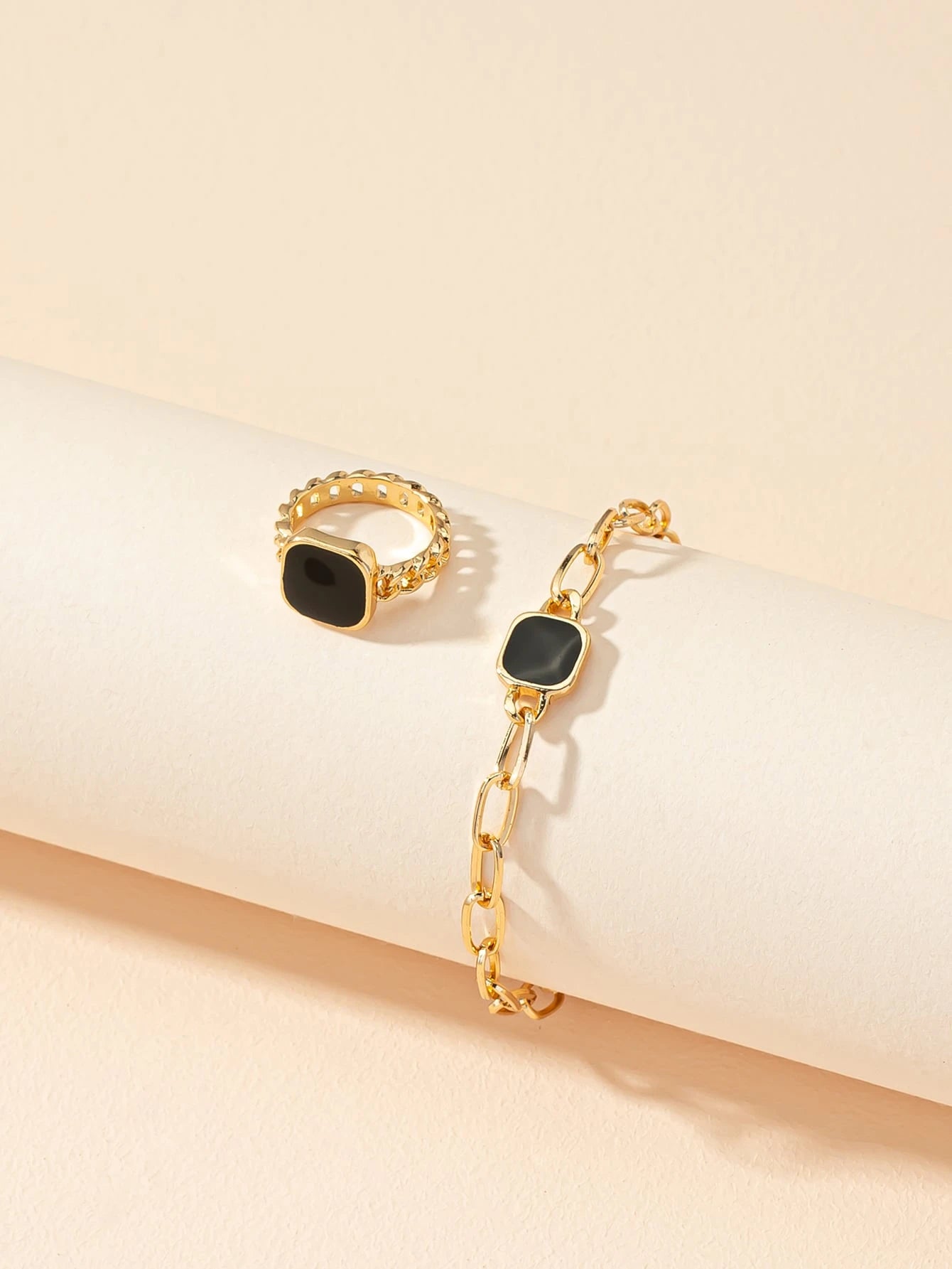 Bracelet & Bague – Décor Géométrique