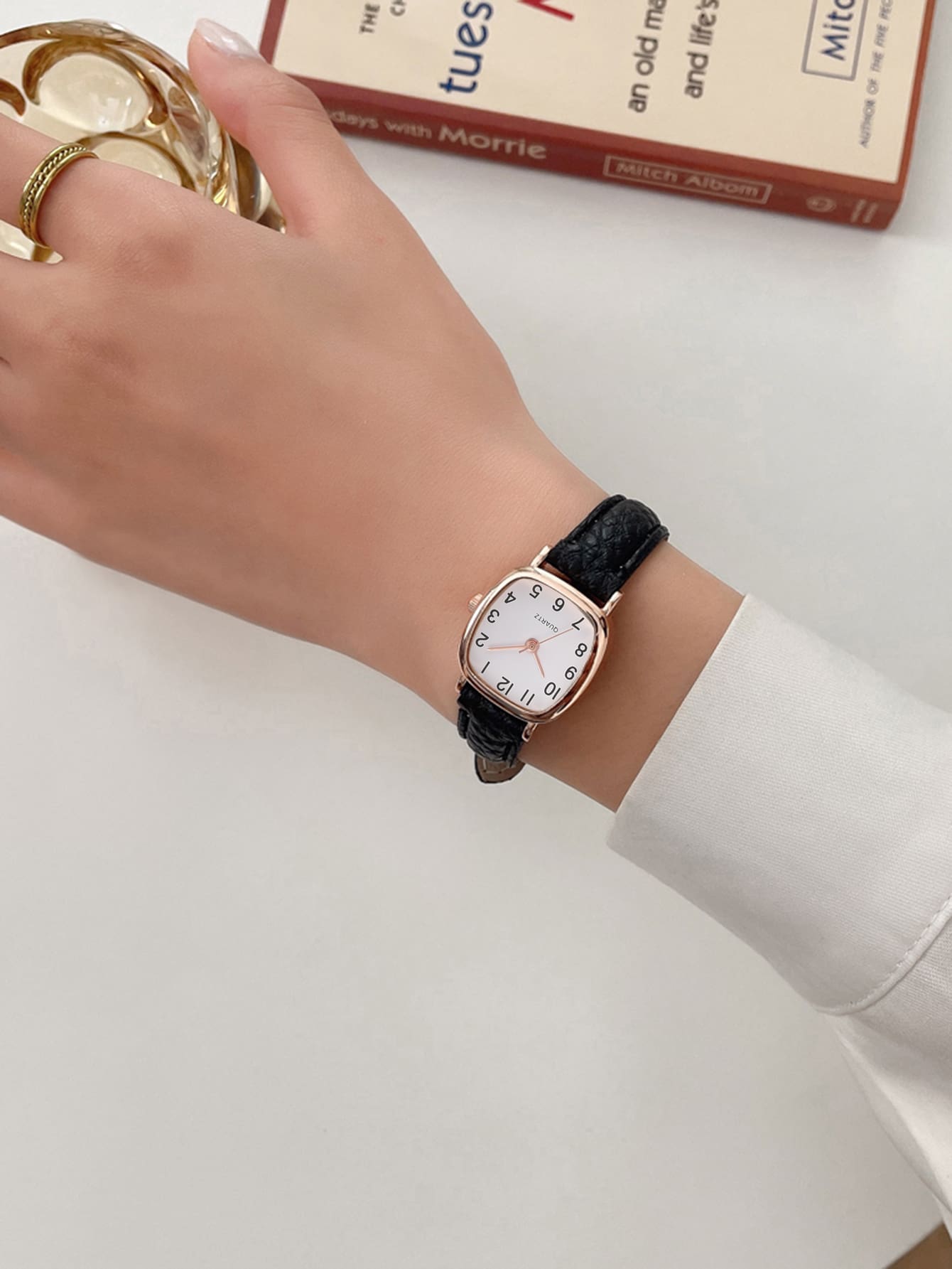 YIGE – Montre Carrée Vintage