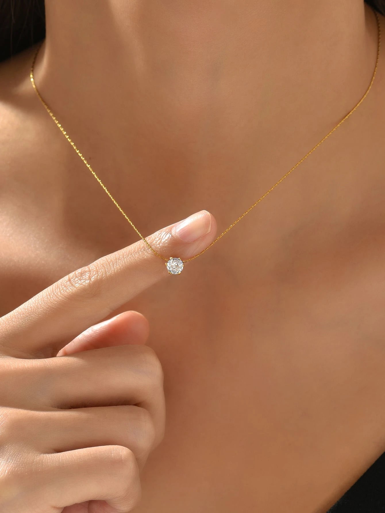 QUEEN SH -  Collier Solitaire "Lumière Pure"