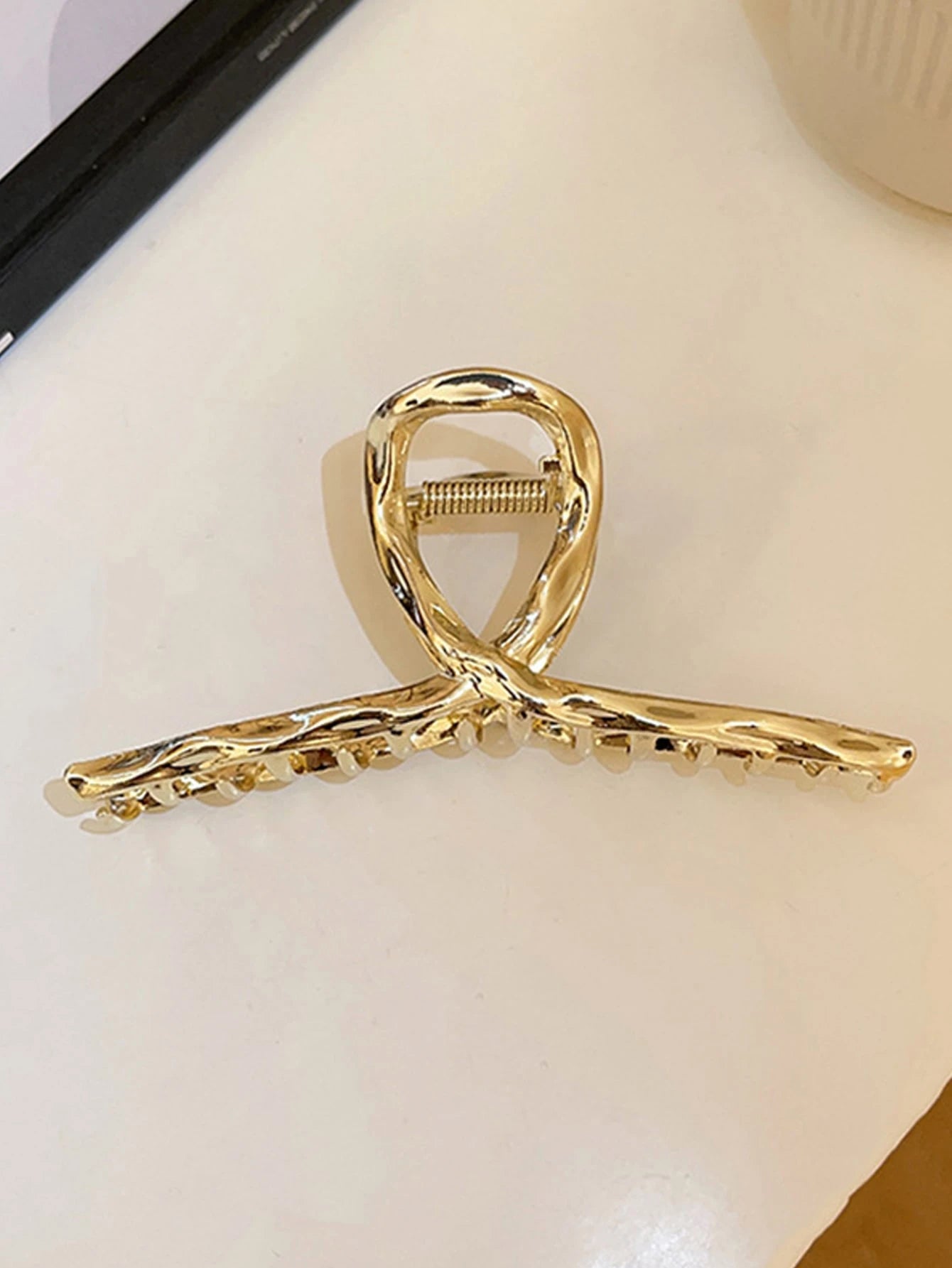 IUZHI – Pince à Cheveux  Élégante