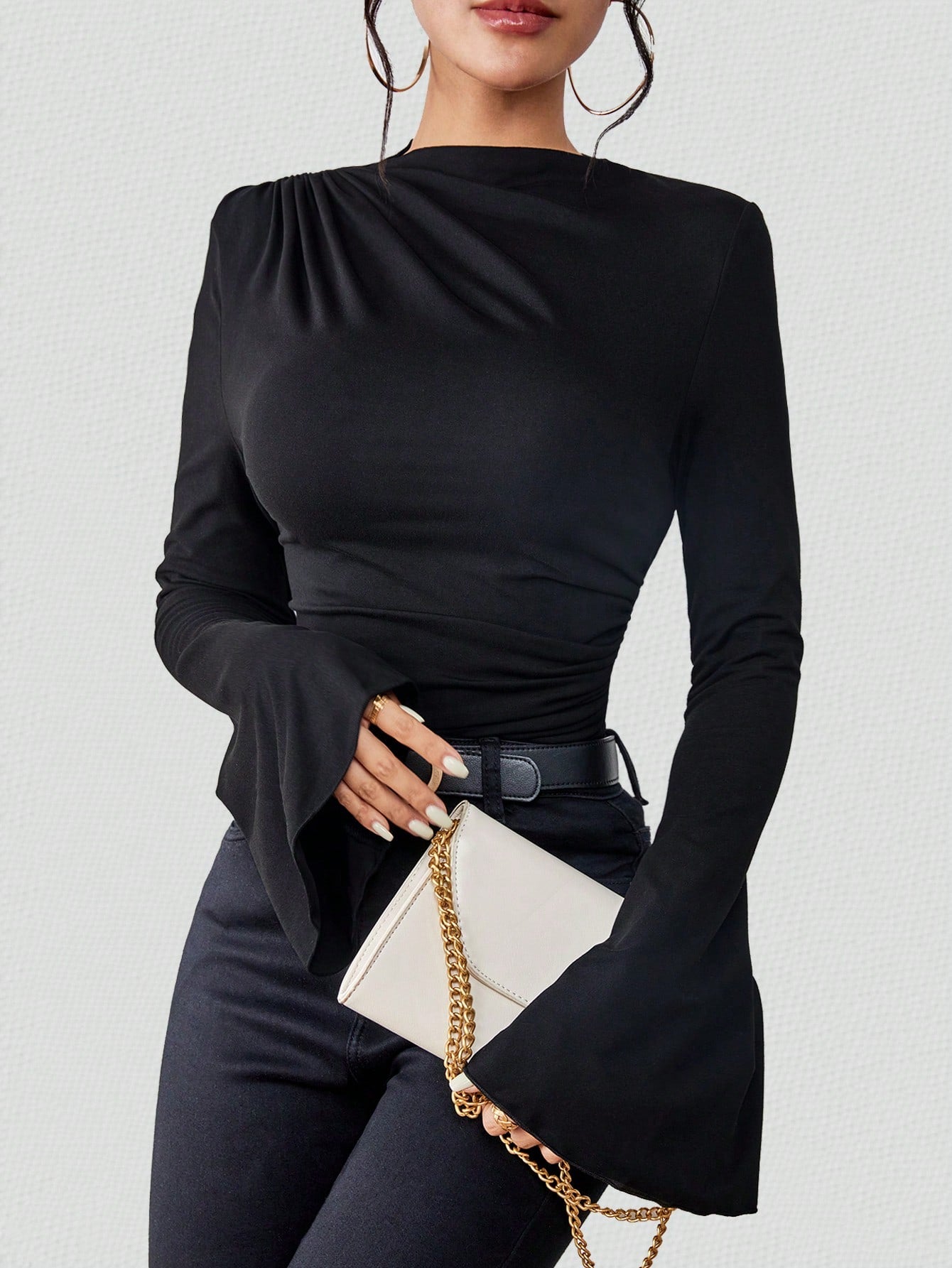 CHIQUEASE – Top Tressé Élégant