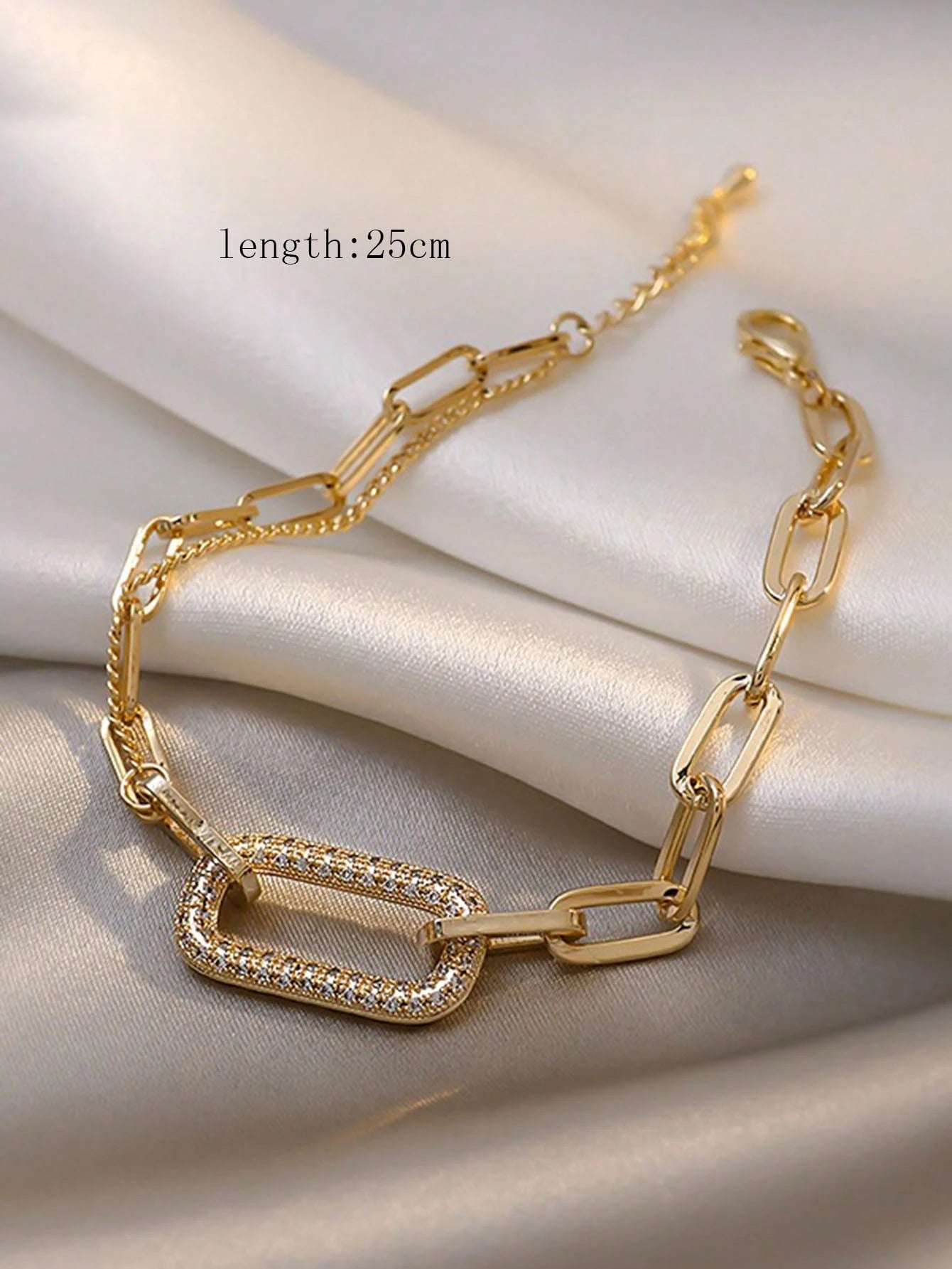 ELOVIA – Bracelet Géométrique  à Strass