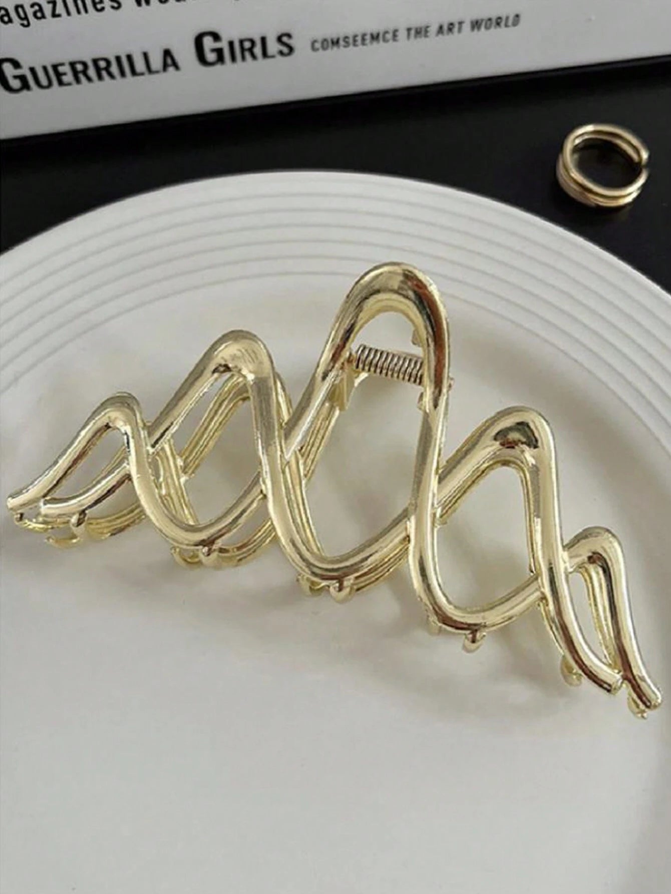 IUZHI – Pince Design Géométrique