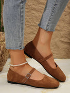 STRIDES  - Ballerines Mary Janes à Bout Carré Minimaliste
