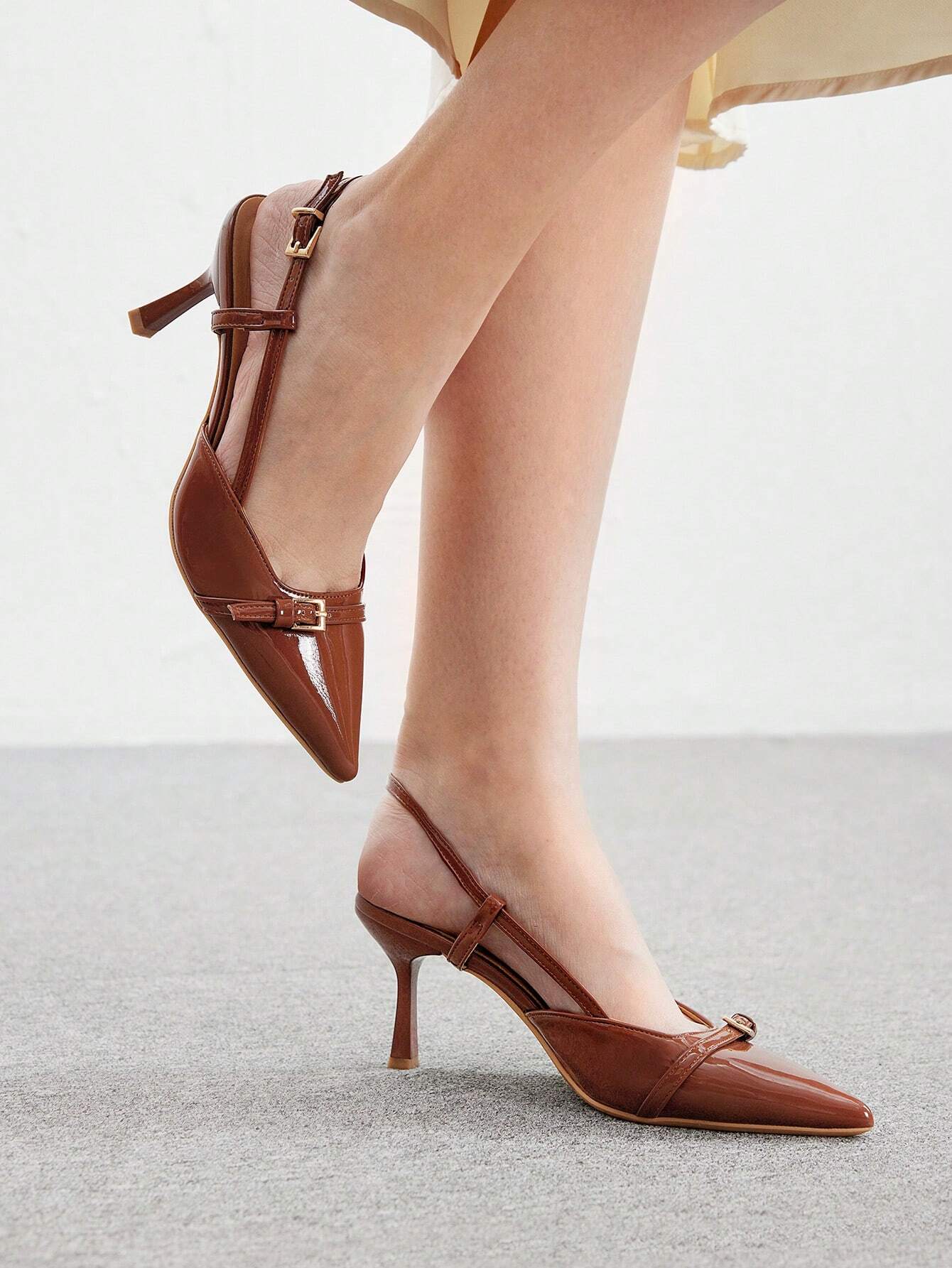 COCO BIZCHIC  - Escarpins Slingback "Rubis Éclatant"