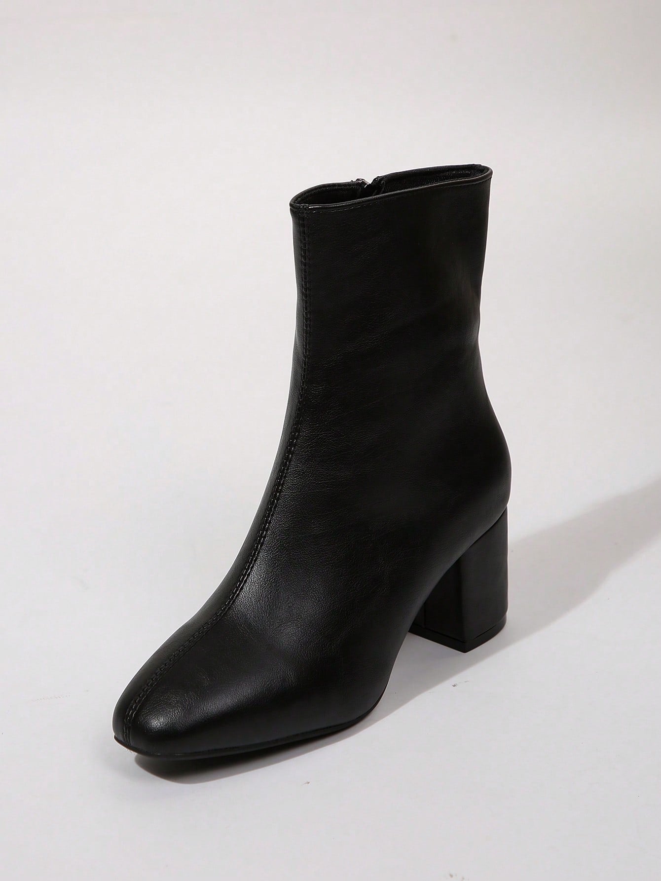 DAZY - Bottes Hautes Carrées Inspirées Kendall Jenner