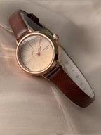 Montre Femme Quartz – Style Élégant
