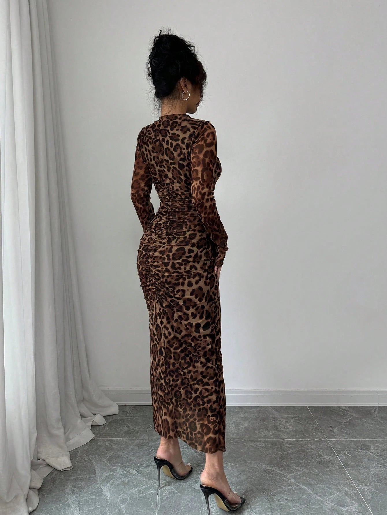 ELENZGA – Robe Moulante "Wild Chic"