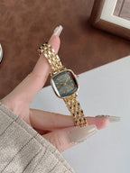 Montre Femme Quartz – Bracelet Doré