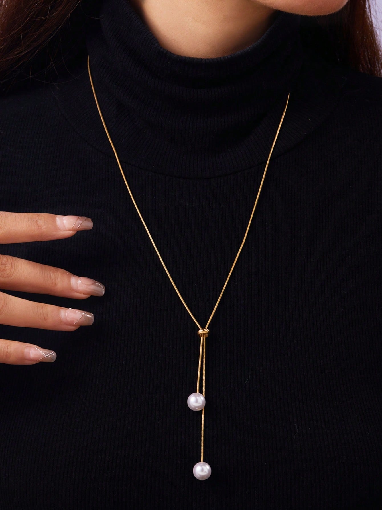 VENA – Collier à Perles Synthétiques