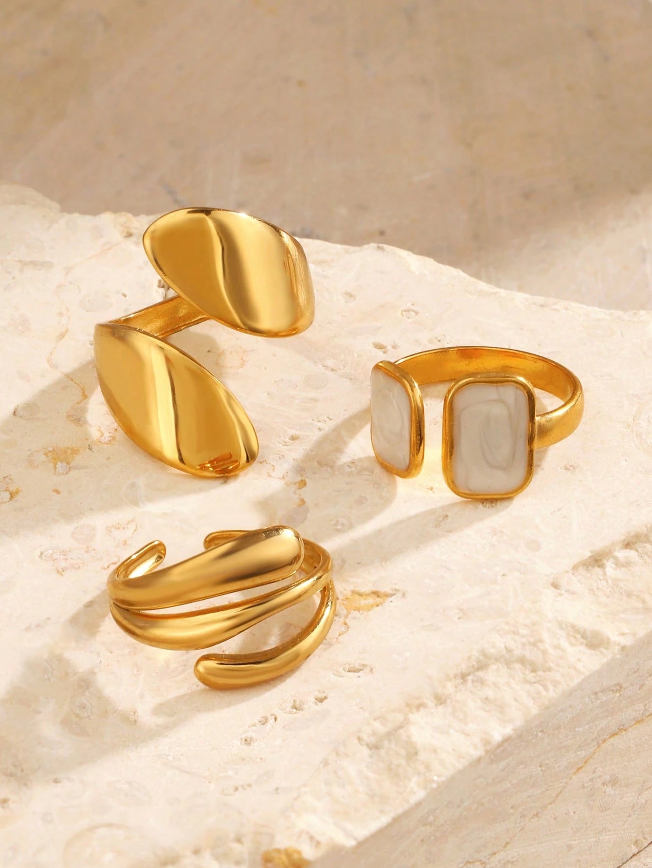 Set de Bagues Géométriques Or 18K
