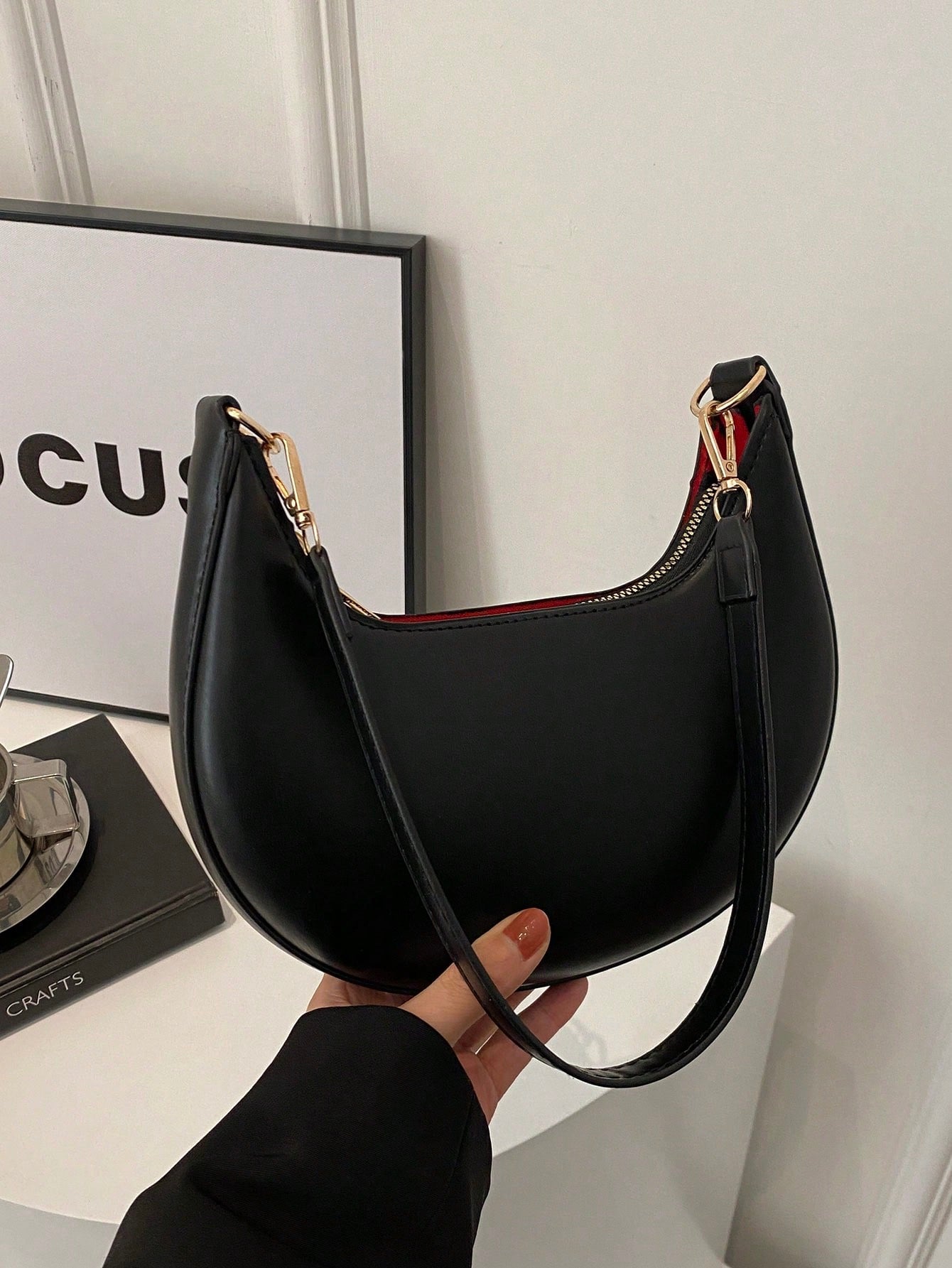 DAZY - Sac Croissant Design Pu