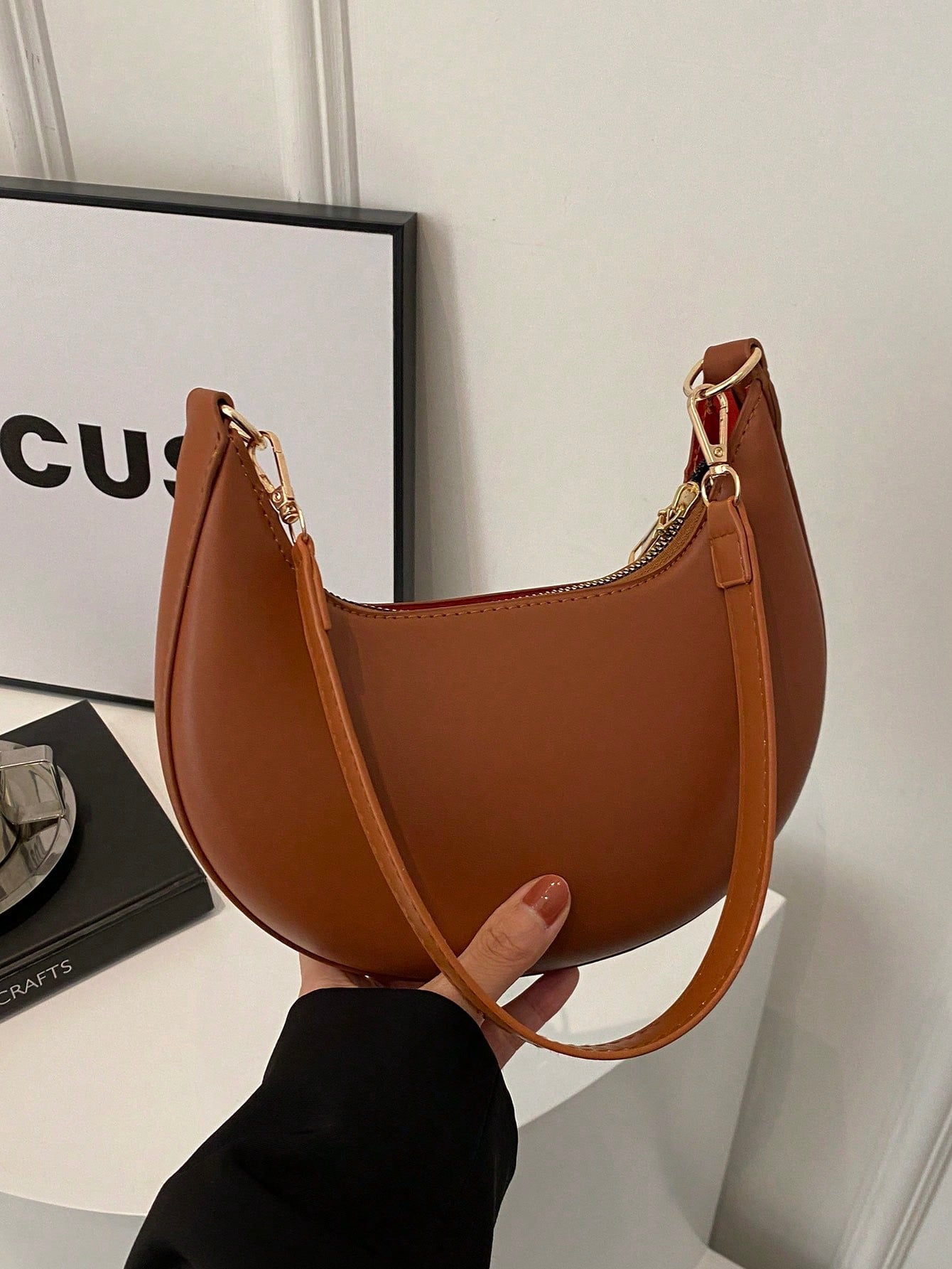 DAZY - Sac Croissant Design Pu