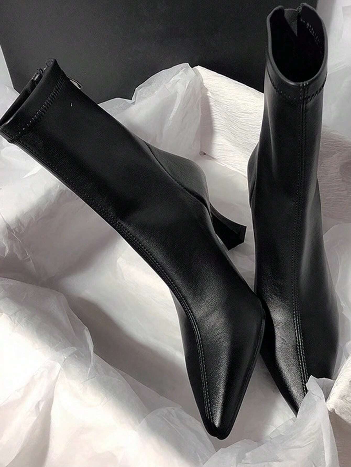 BRITESS – Bottines à Talon Aiguille - Véluxe - Daily Look