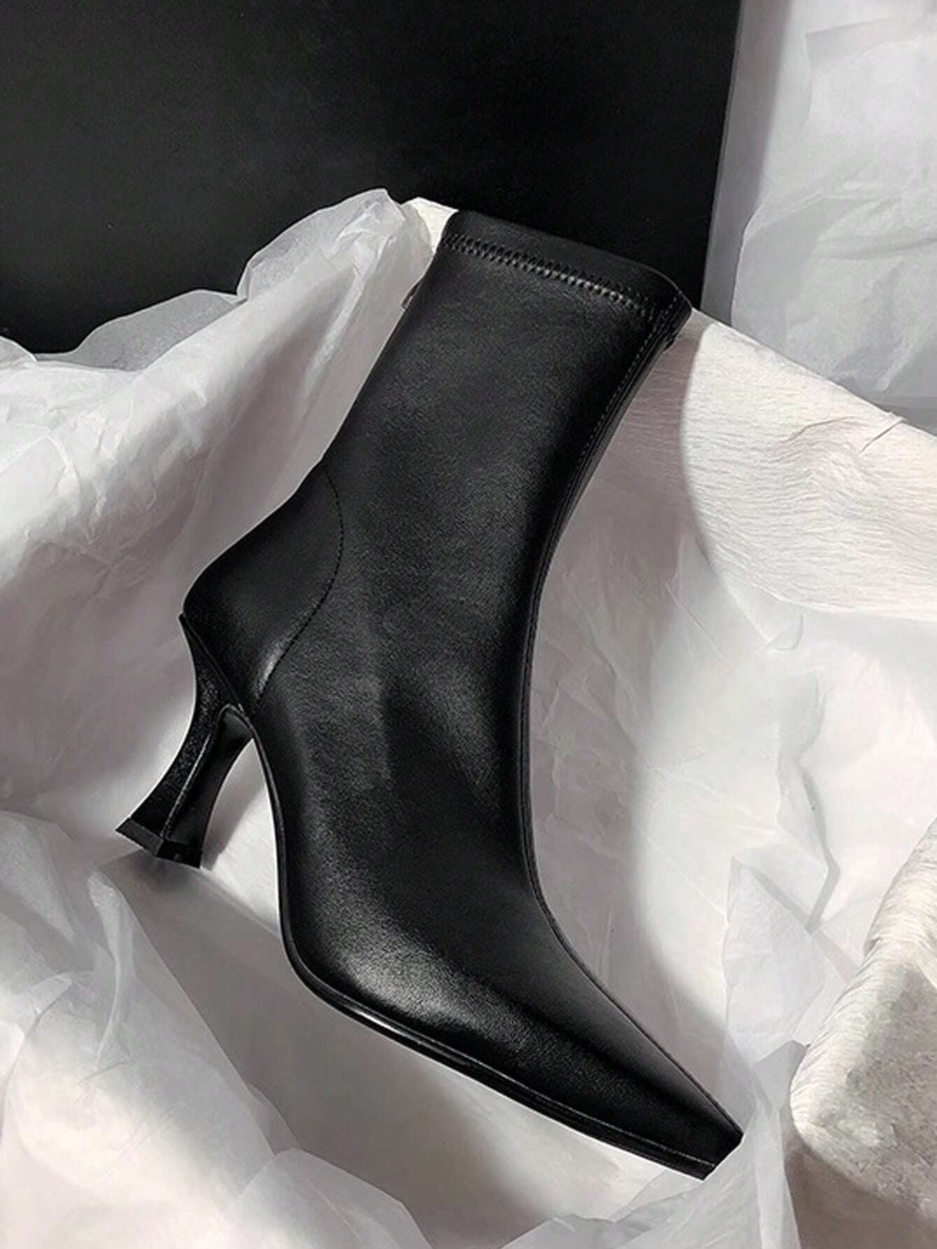BRITESS – Bottines à Talon Aiguille - Véluxe - Daily Look