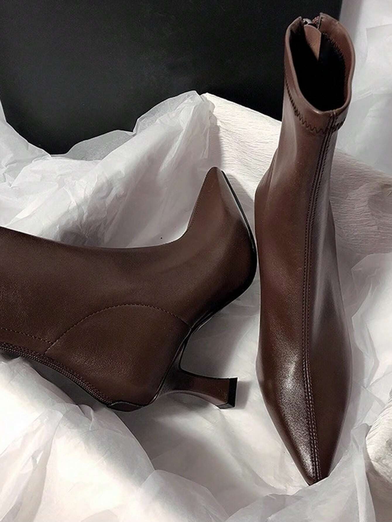 BRITESS – Bottines à Talon Aiguille - Véluxe - Daily Look