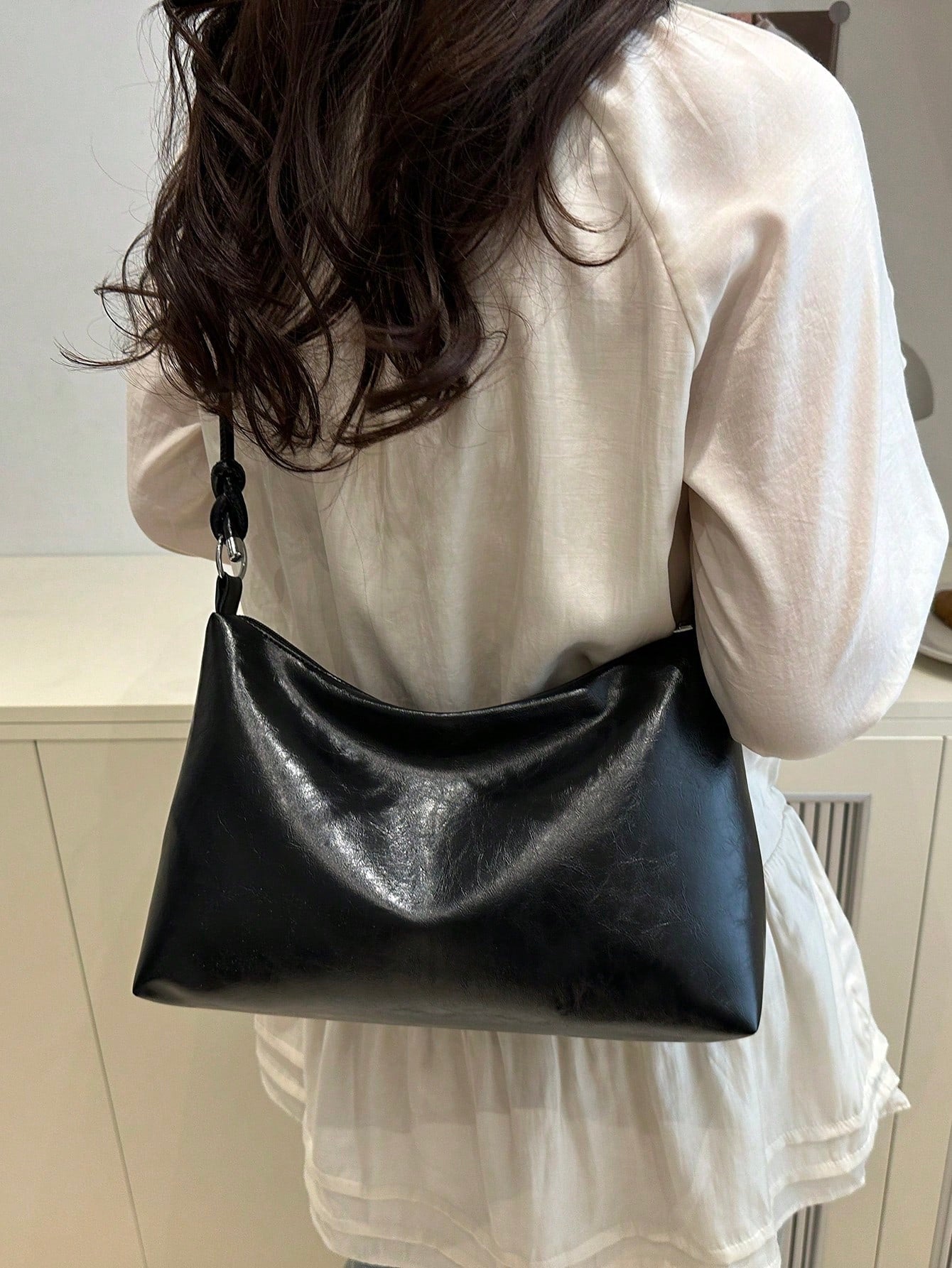 CM BAG - Sac Hobo "Luna" à Anse Nouée - Véluxe - Daily Look