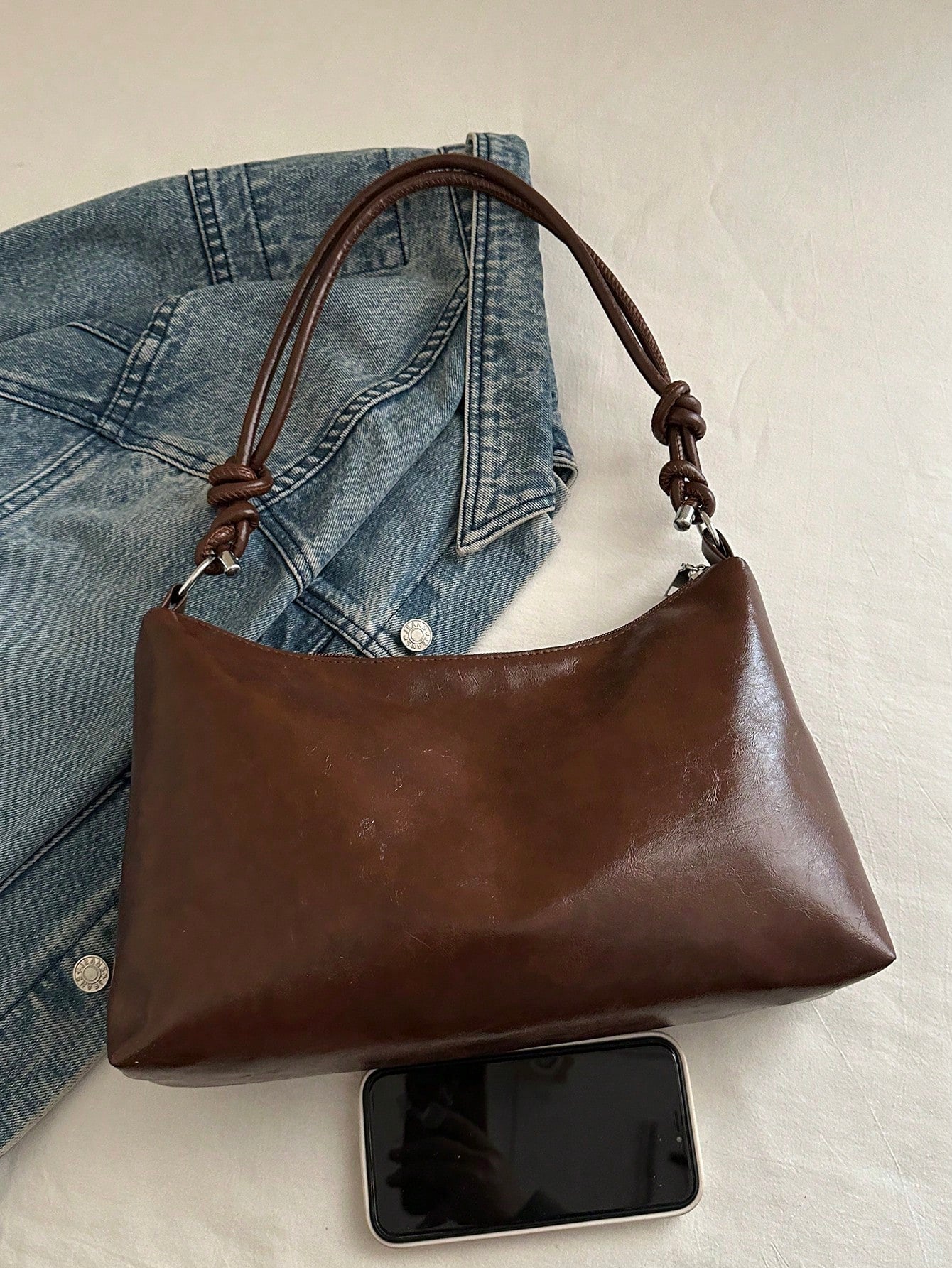 CM BAG - Sac Hobo "Luna" à Anse Nouée - Véluxe - Daily Look