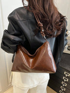 CM BAG - Sac Hobo "Luna" à Anse Nouée - Véluxe - Daily Look