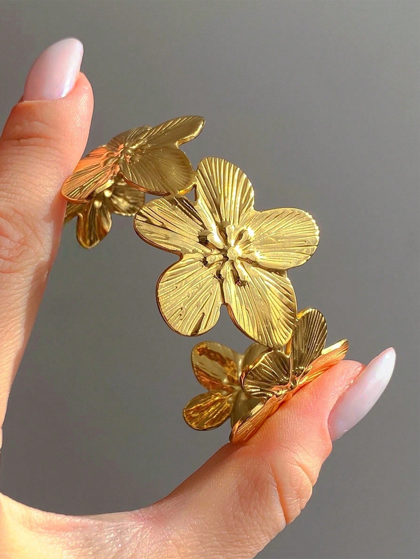 DAIMA - Bracelet Manchette "Flora" - Véluxe - Daily Look