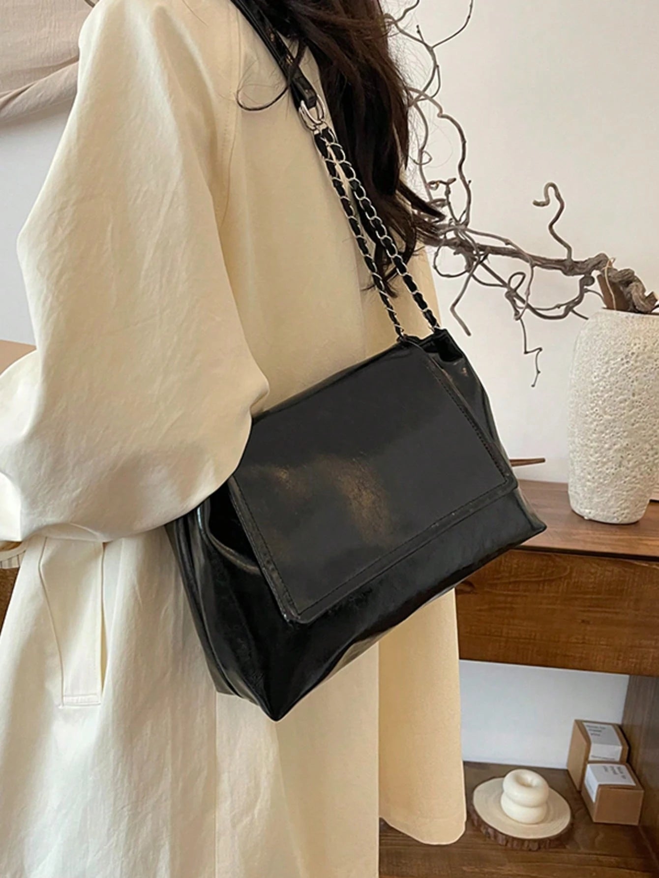 DAUGHTER G - Sac "Midnight Gloss" – L'Icône Rock & Chic - Véluxe - Daily Look