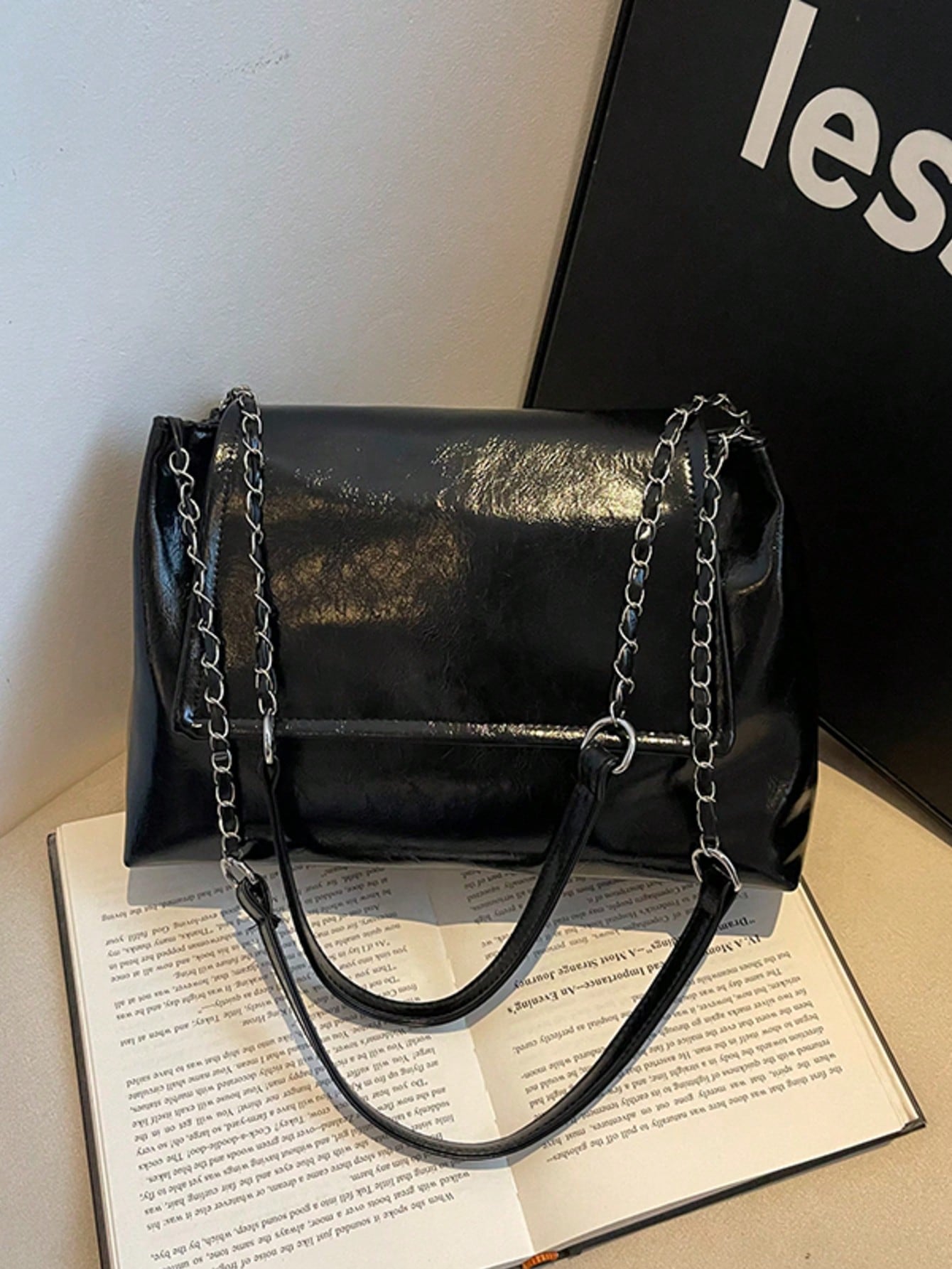 DAUGHTER G - Sac "Midnight Gloss" – L'Icône Rock & Chic - Véluxe - Daily Look