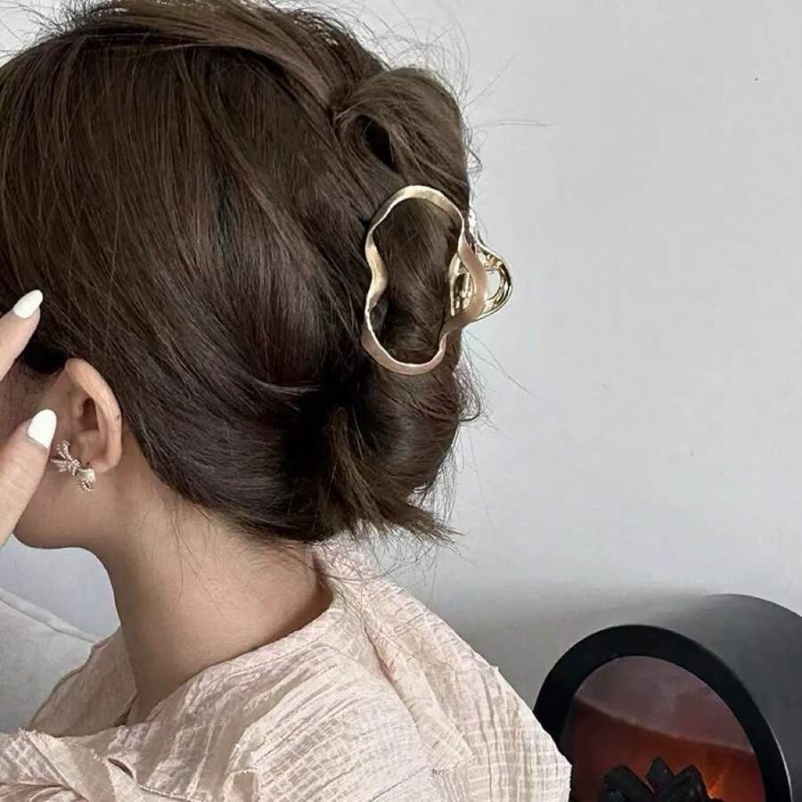 IUZHI – Petite Pince à Cheveux - Véluxe - Daily Look