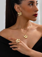 LUCKY U – Ensemble Bijoux "Fleur d'Or" - Véluxe - Daily Look