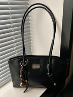 MG GIRL - Sac "Vintage Charm" avec Pendentif - Véluxe - Daily Look
