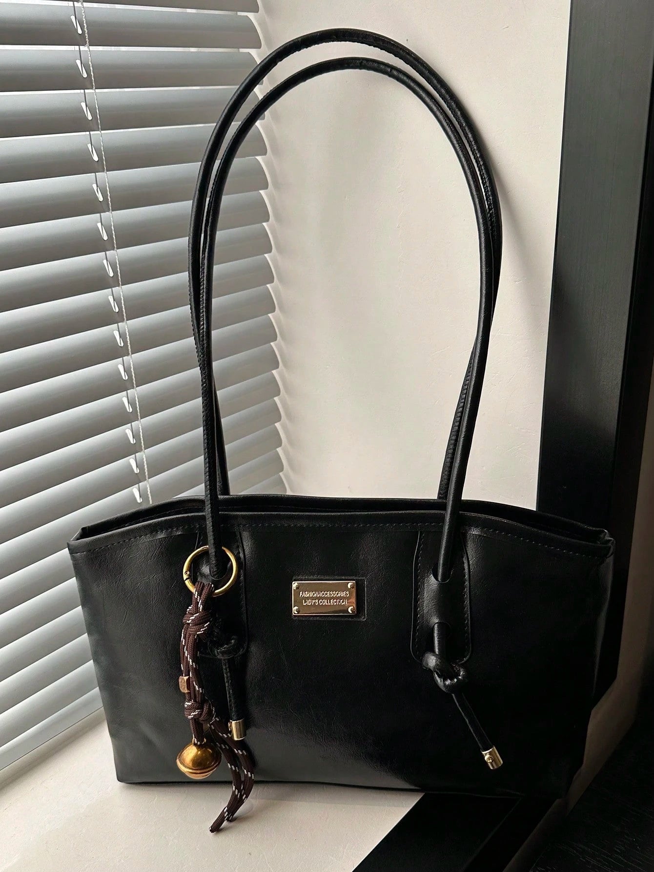 MG GIRL - Sac "Vintage Charm" avec Pendentif - Véluxe - Daily Look