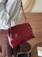 MS BAGG - Sac "Glazed Cherry" – Effet Verni & Chaînes Argentées - Véluxe - Daily Look