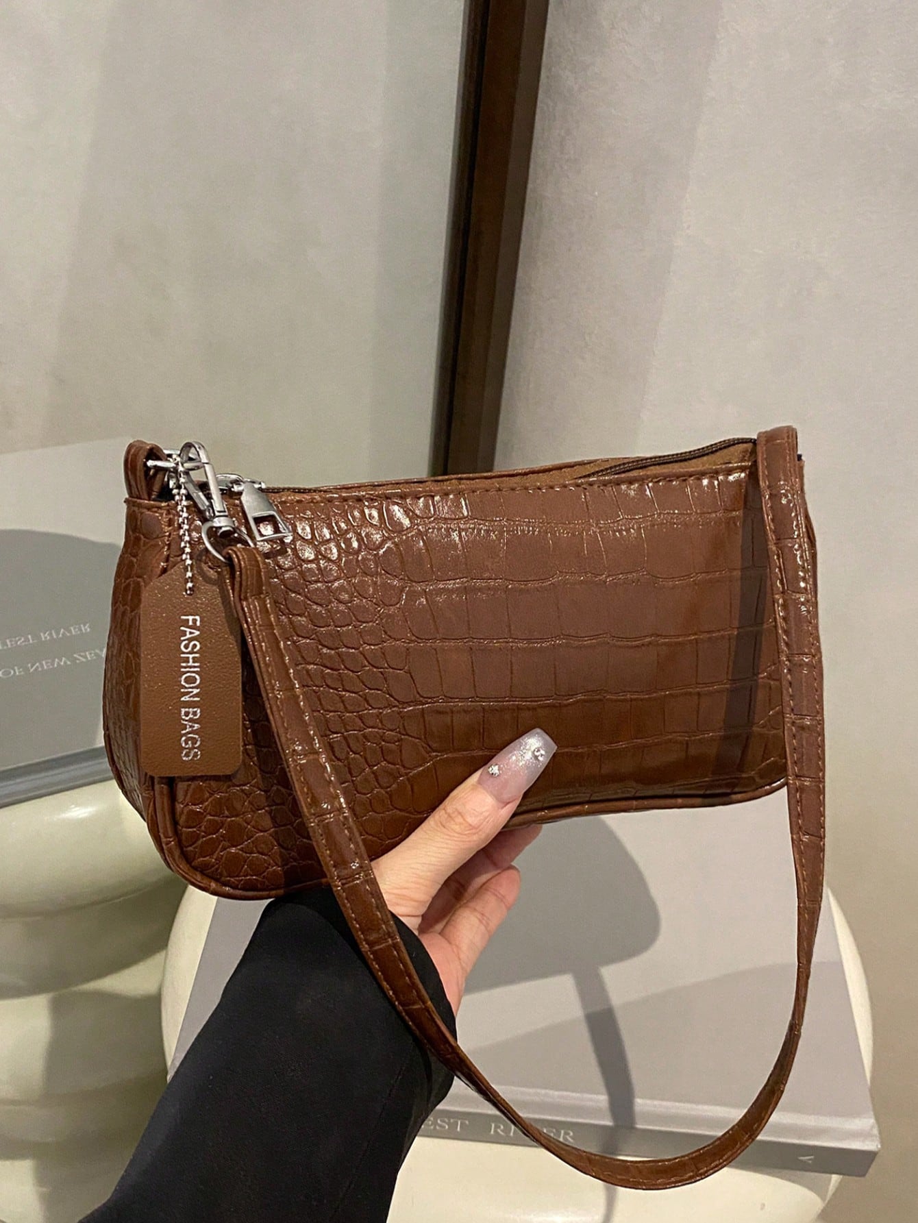MYSTI V - Sac Baguette "City Chic" - Véluxe - Daily Look